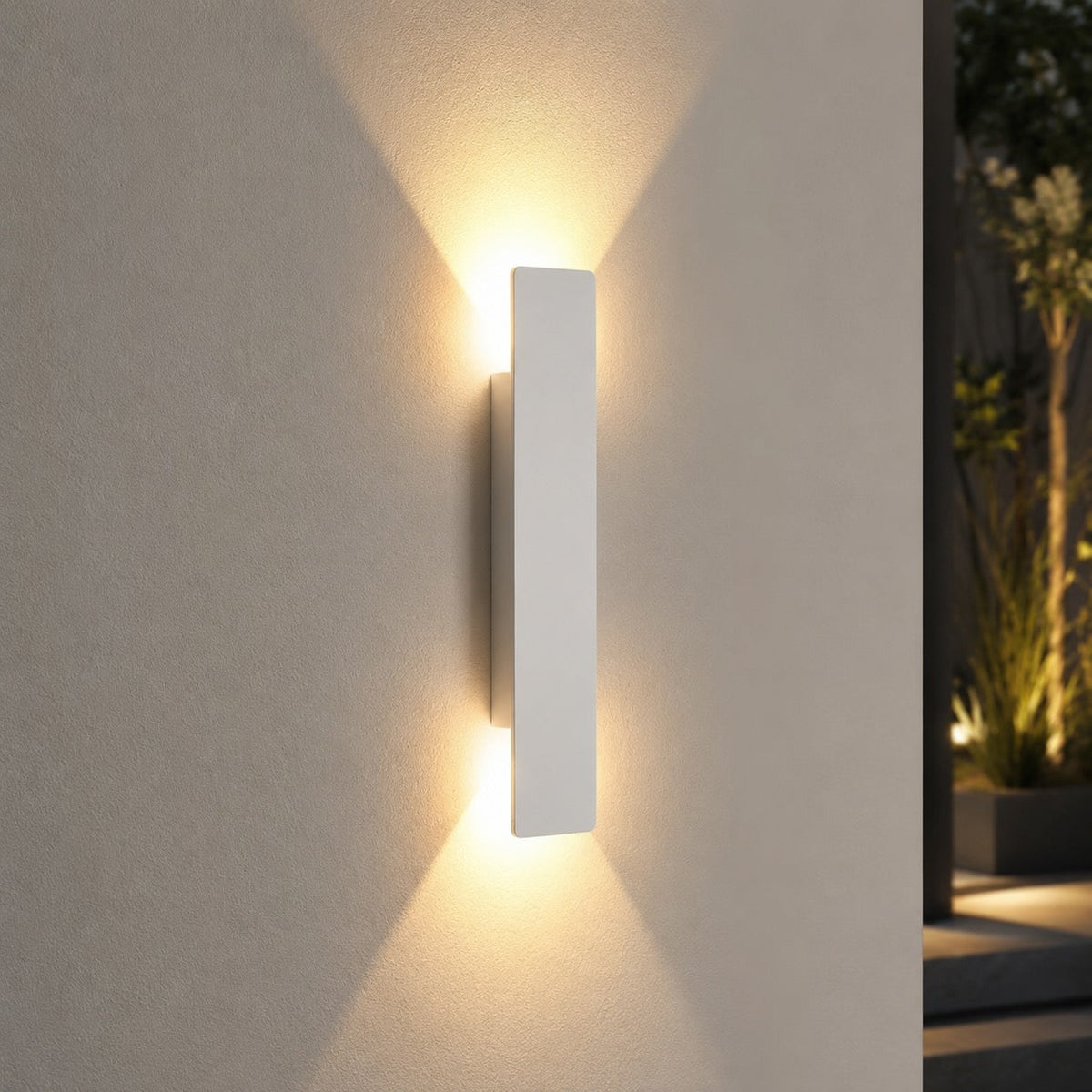 Modern Outdoor Wall Light Wall Mounted Aluminum 18W LED Weather Resistant for Gardens and Porches